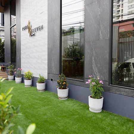 Pure Eleven Hotel Bangkok Makkasan Ngoại thất bức ảnh
