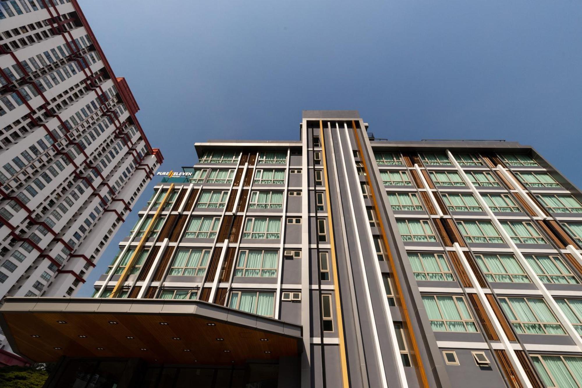 Pure Eleven Hotel Bangkok Makkasan Ngoại thất bức ảnh