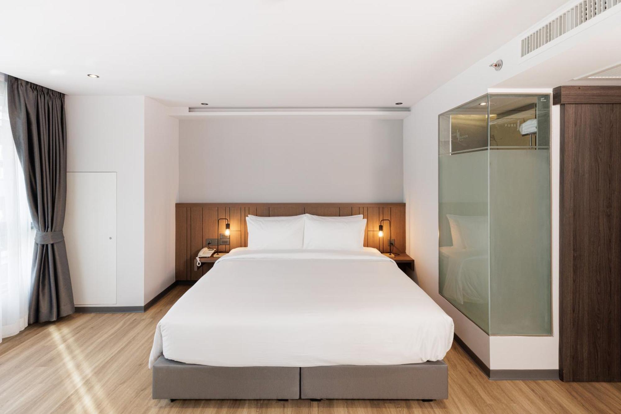 Pure Eleven Hotel Bangkok Makkasan Ngoại thất bức ảnh