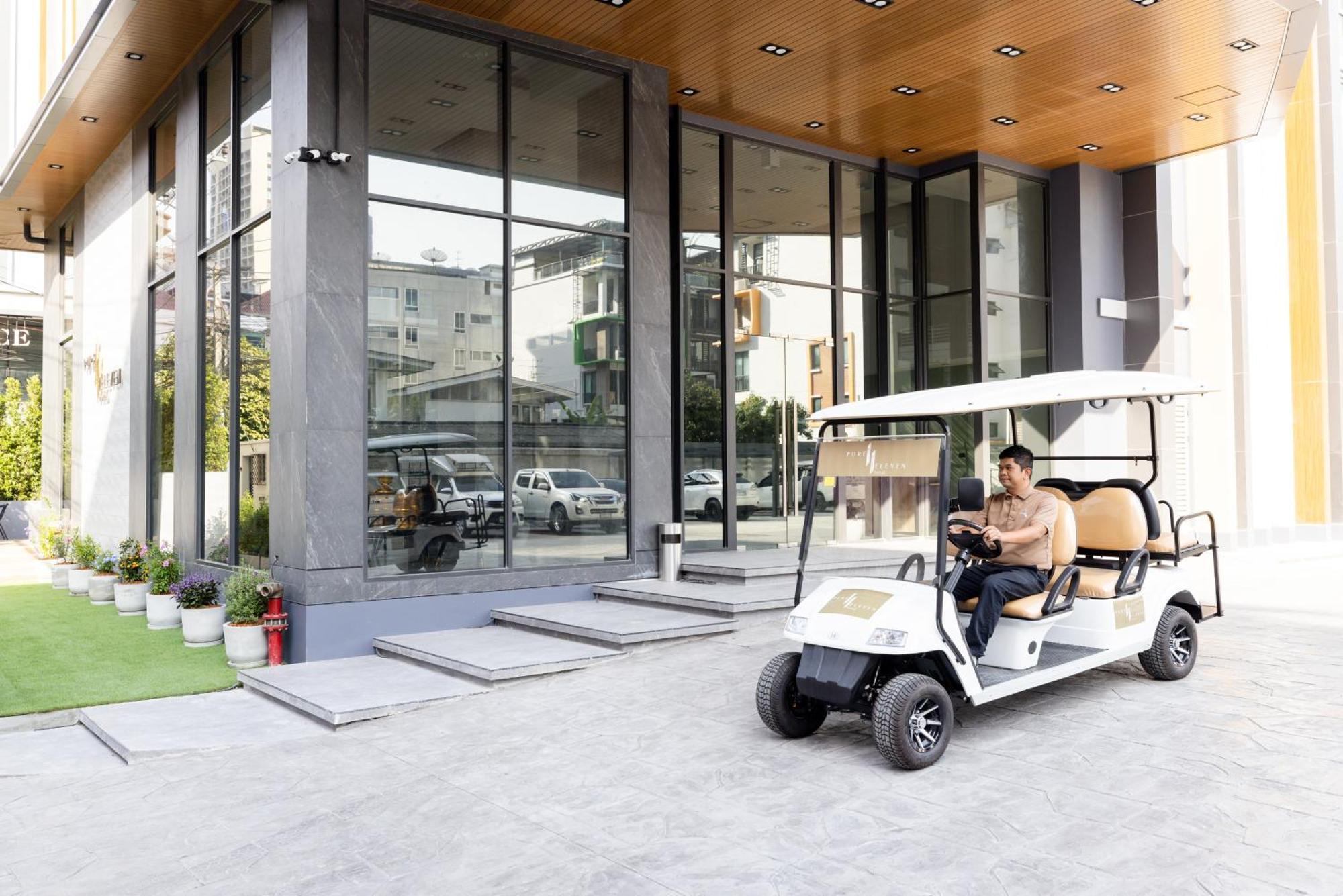 Pure Eleven Hotel Bangkok Makkasan Ngoại thất bức ảnh