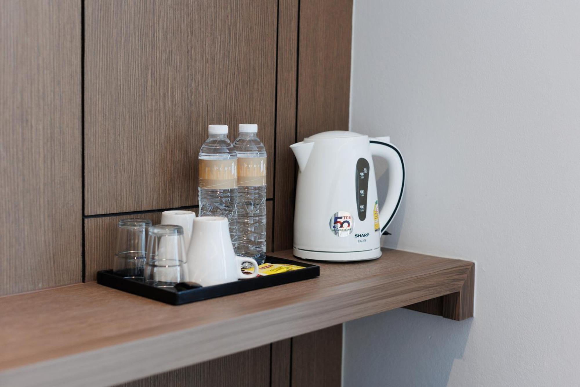 Pure Eleven Hotel Bangkok Makkasan Ngoại thất bức ảnh